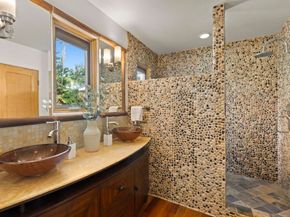 3354 Seacrest Drive, Carlsbad CA 92008