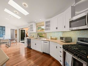 3354 Seacrest Drive, Carlsbad CA 92008