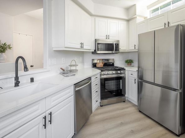 10810 Sabre Hill Dr. 175, San Diego CA 92128