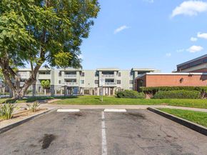 1040 E Washington Avenue 33, Escondido CA 92025