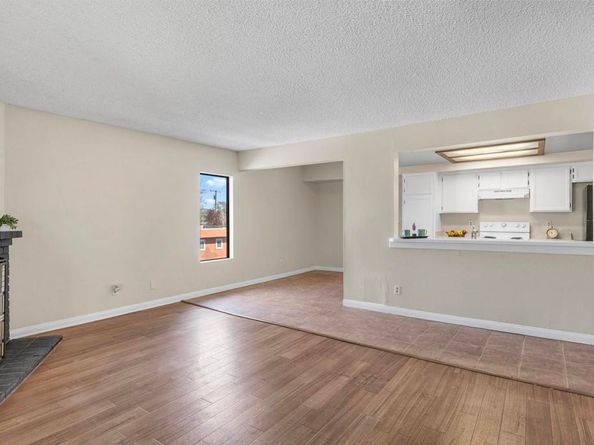 1040 E Washington Avenue 33, Escondido CA 92025