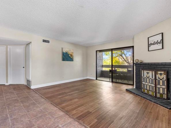 1040 E Washington Avenue 33, Escondido CA 92025