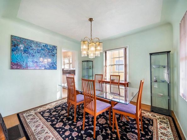 1350 Quincy Avenue, Long Beach CA 90804