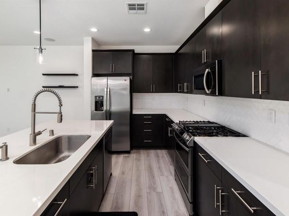 3240 Crecida Way, Carlsbad CA 92010