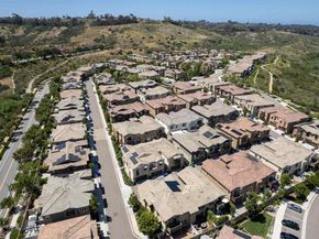 3240 Crecida Way, Carlsbad CA 92010