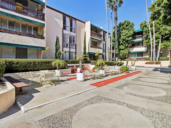6455 La Jolla Boulevard 122, La Jolla CA 92037