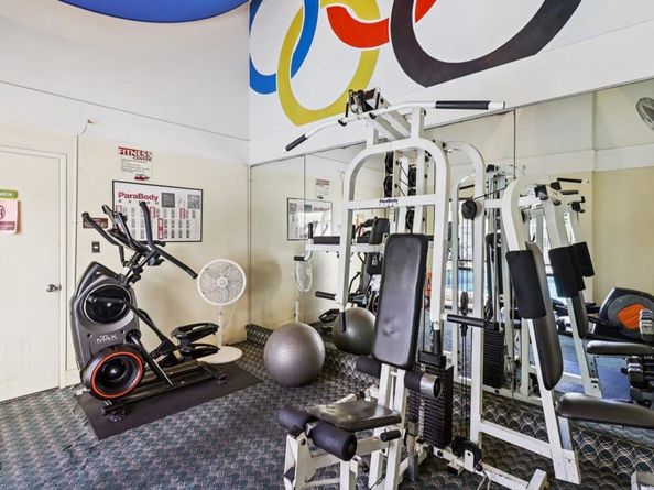 6455 La Jolla Boulevard 122, La Jolla CA 92037