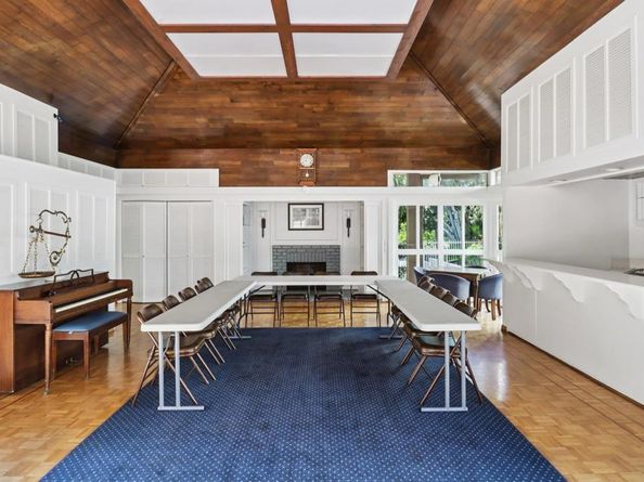 6455 La Jolla Boulevard 122, La Jolla CA 92037