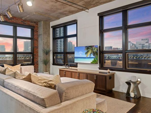 877 Island Avenue 701, San Diego CA 92101