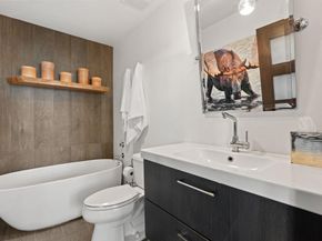 877 Island Avenue 701, San Diego CA 92101