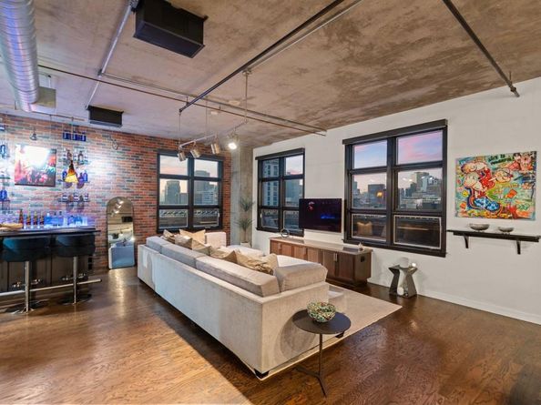 877 Island Avenue 701, San Diego CA 92101