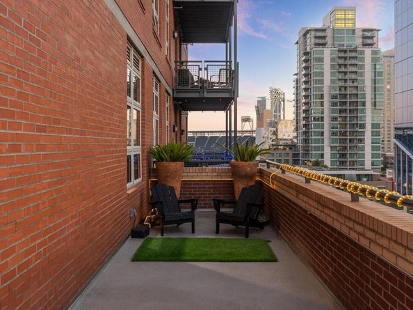 877 Island Avenue 701, San Diego CA 92101