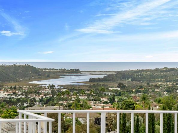 7215 El Fuerte, Carlsbad CA 92009