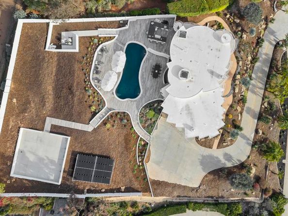 7215 El Fuerte, Carlsbad CA 92009