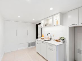 7215 El Fuerte, Carlsbad CA 92009