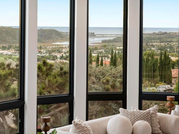 7215 El Fuerte, Carlsbad CA 92009