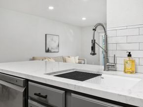 432 Edgehill Lane 177, Oceanside CA 92054