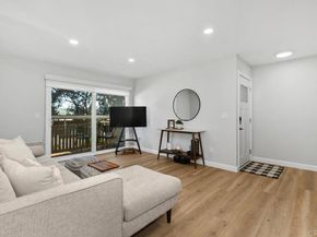 432 Edgehill Lane 177, Oceanside CA 92054