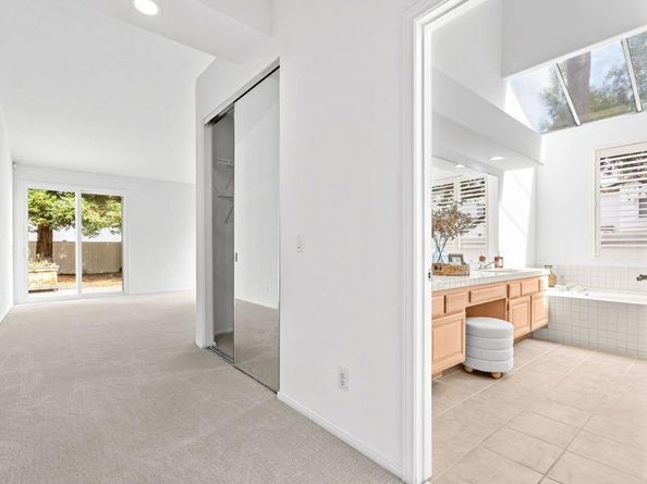 4932 Alameda Drive, Oceanside CA 92056