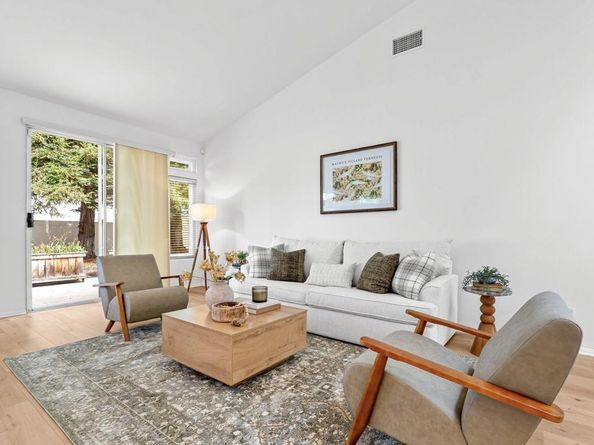 4932 Alameda Drive, Oceanside CA 92056