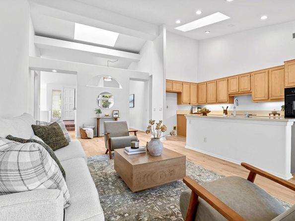 4932 Alameda Drive, Oceanside CA 92056