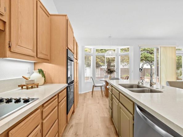4932 Alameda Drive, Oceanside CA 92056
