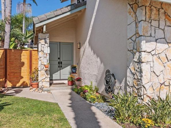 3112 Del Rey Avenue, Carlsbad CA 92009