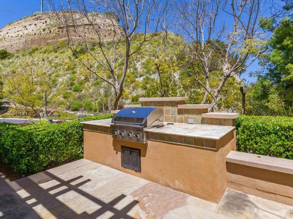 2753 Bellezza Drive, San Diego CA 92108