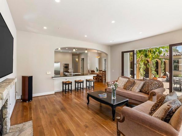 16733 Calle Hermosa, San Diego CA 92127