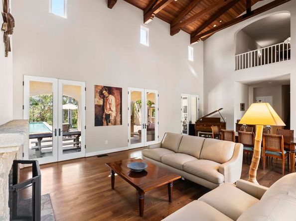 16733 Calle Hermosa, San Diego CA 92127