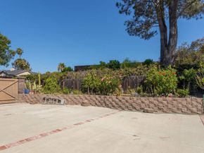 4906 Via Hinton, Carlsbad CA 92008
