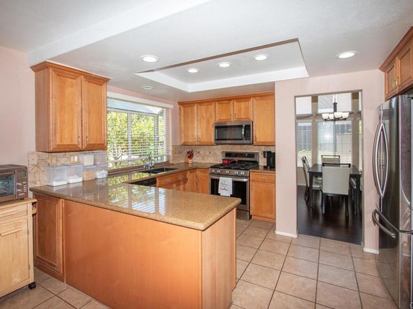 838 Mosaic Circle, Oceanside CA 92057