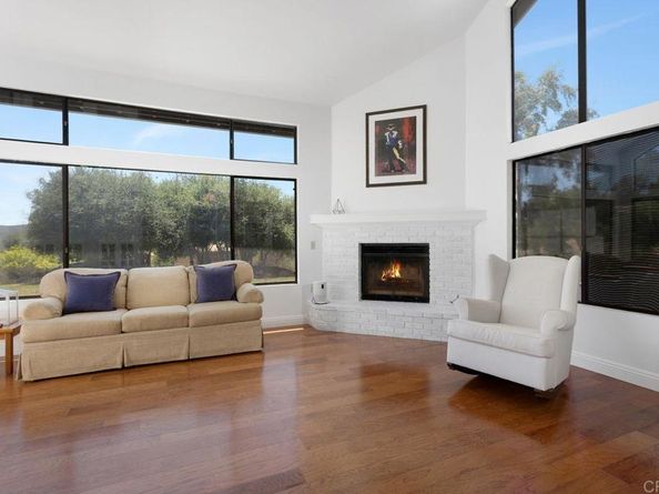 3453 Via Loma Vista, Escondido CA 92029