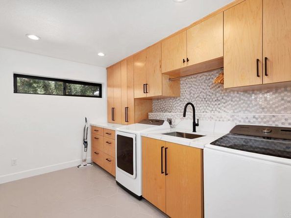 3453 Via Loma Vista, Escondido CA 92029