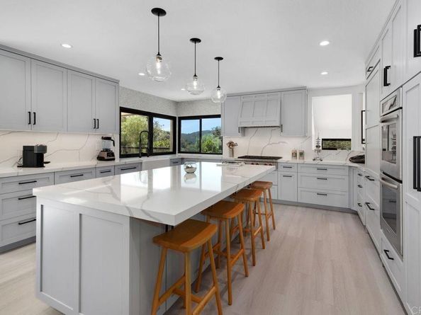 3453 Via Loma Vista, Escondido CA 92029