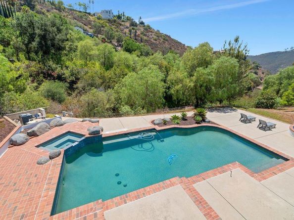 3453 Via Loma Vista, Escondido CA 92029