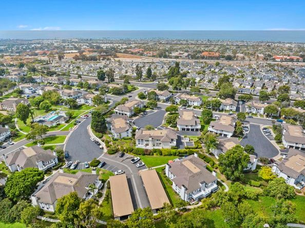 870 Ginger Avenue, Carlsbad CA 92011