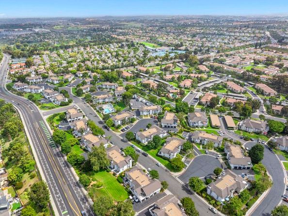870 Ginger Avenue, Carlsbad CA 92011