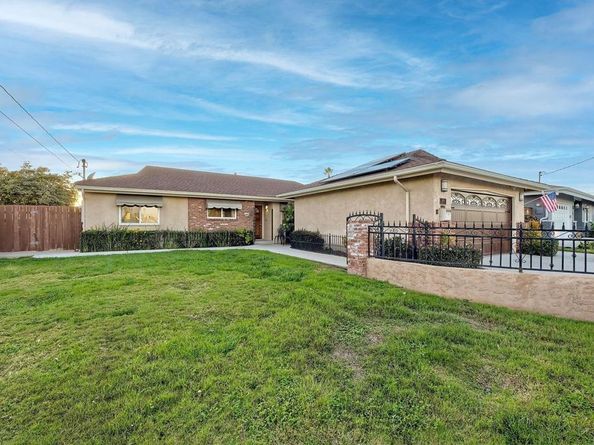 4410 Charger Boulevard, San Diego CA 92117