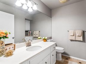 4610 Los Alamos Way C, Oceanside CA 92057