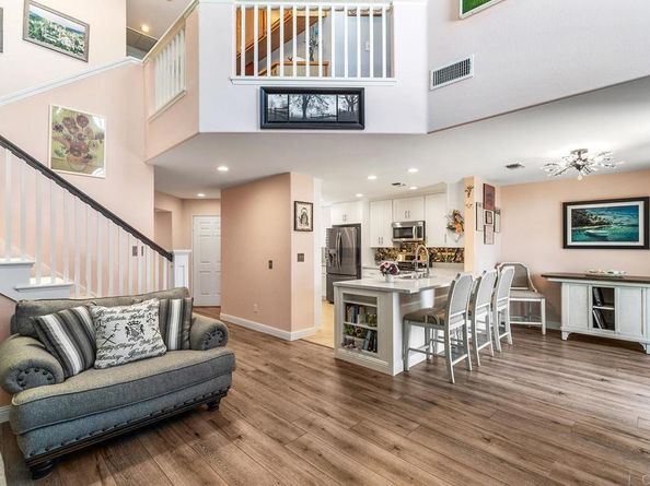 4610 Los Alamos Way C, Oceanside CA 92057