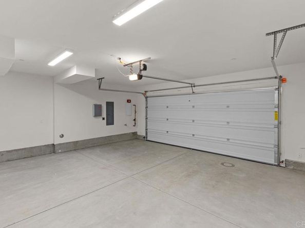 2508 Chamomile Lane, Carlsbad CA 92008