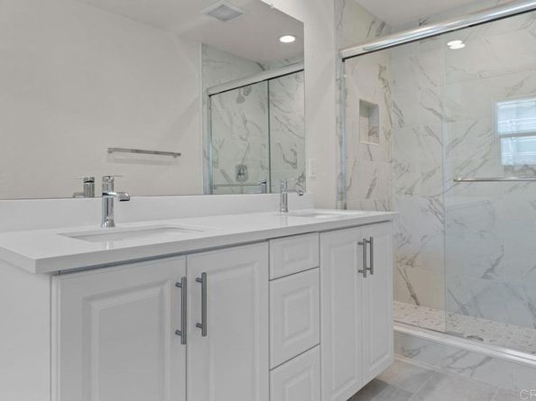 2508 Chamomile Lane, Carlsbad CA 92008