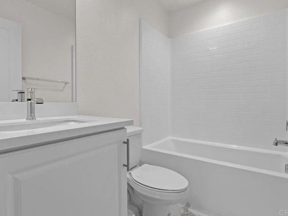 2508 Chamomile Lane, Carlsbad CA 92008
