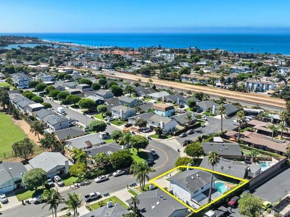 450 Anchor Way, Carlsbad CA 92008