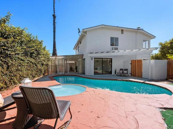 450 Anchor Way, Carlsbad CA 92008