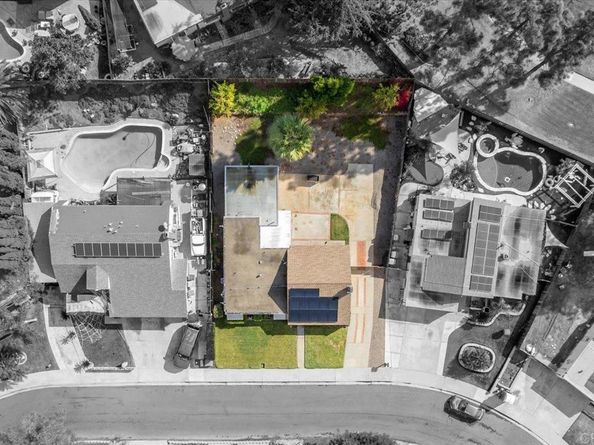 466 Via Arboles, San Marcos CA 92069