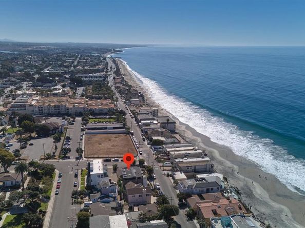 2680 Ocean Street, Carlsbad CA 92008
