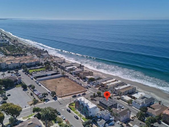 2680 Ocean Street, Carlsbad CA 92008