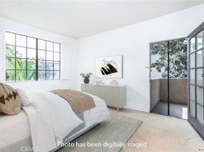 221 S Oak Knoll Avenue 202, Pasadena CA 91101